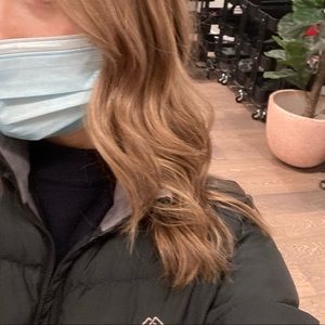 Meet your Posher, Lyndal